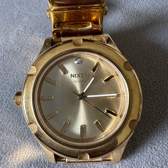 Women’s Nixon Good Watch - Picture 5 of 5